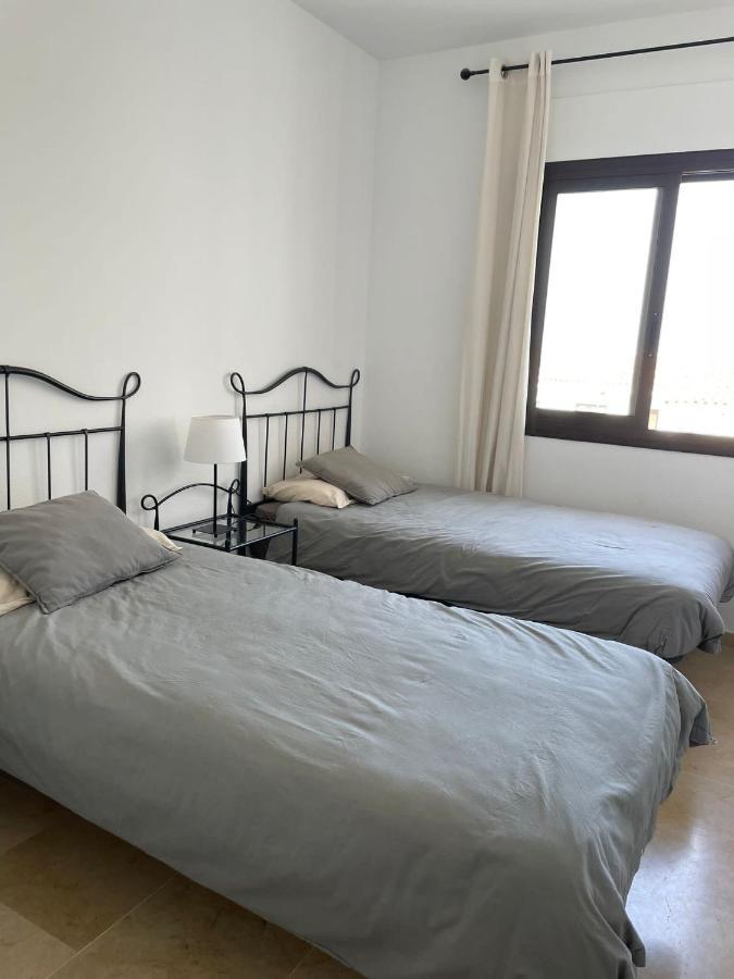 Penthouse Marina La Duquesa Lägenhet Manilva Exteriör bild