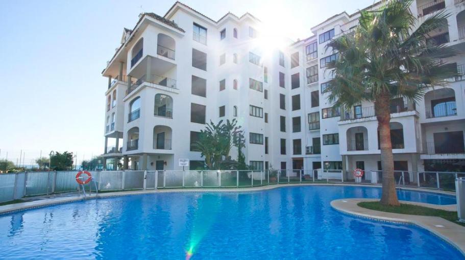 Penthouse Marina La Duquesa Lägenhet Manilva Exteriör bild